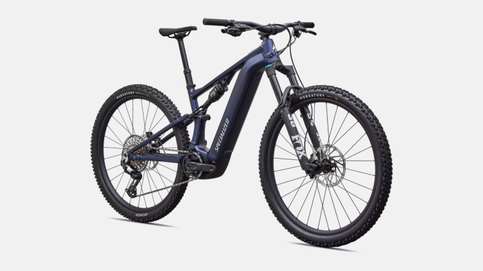 imgi_117_95727-53_LEVO-R-COMP-ALLOY-METDPMRNBLU-SHDWSIL-S1--_FDSQ.png