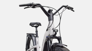 imgi_70_90426-40_COMO-40-IGH-DLMMET-BLK_D3-HT.png