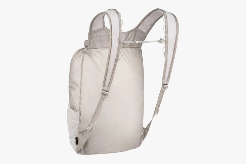apidura-packable-backpack-2.jpg