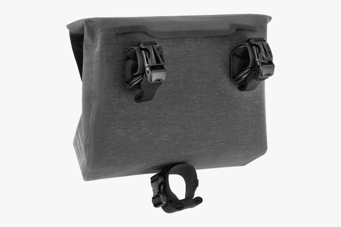 apidura-city-handlebar-pack-2l-2-1.jpg