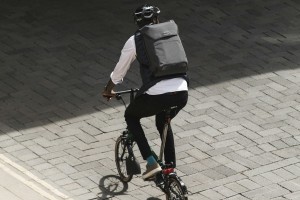apidura-city-backpack-lifestyle-3 (1).jpg
