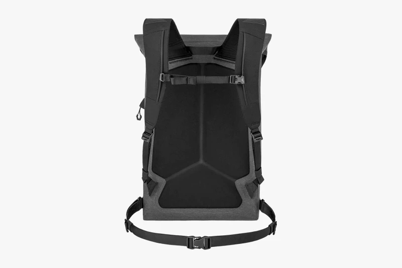 apidura-city-backpack-20l-3.jpg