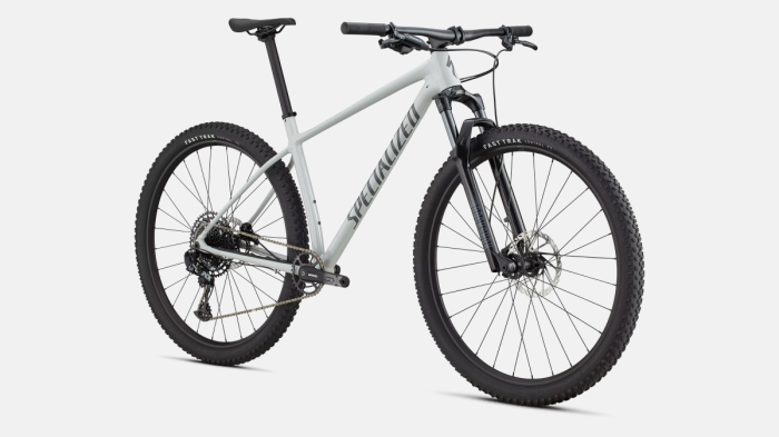 imgi_49_91725-53_CHISEL-HT-GLOSS-DOVE-GREY---ASHEN_FDSQ.png