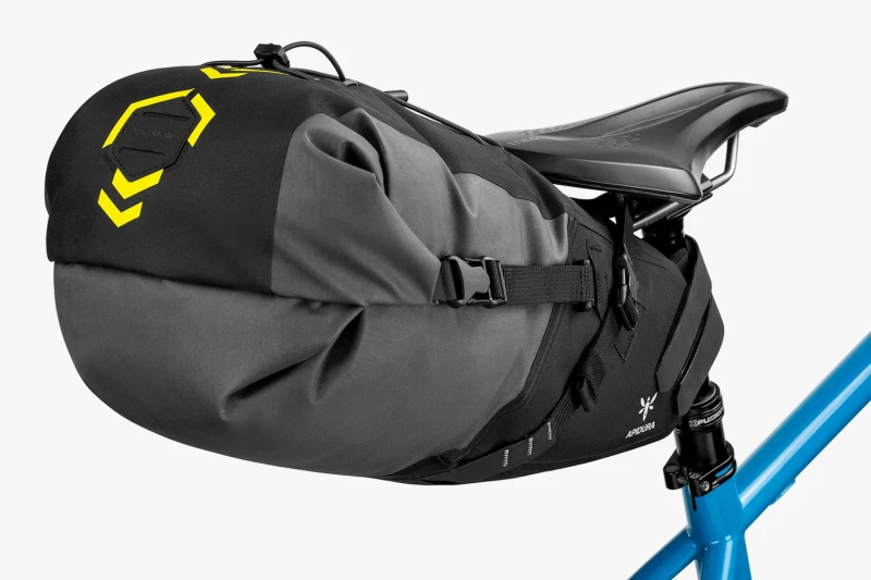 apidura-backcountry-saddle-pack-10l-on-bike-3.jpg