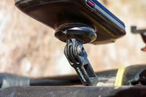 apidura-gps-mount-lifestyle-2.jpg